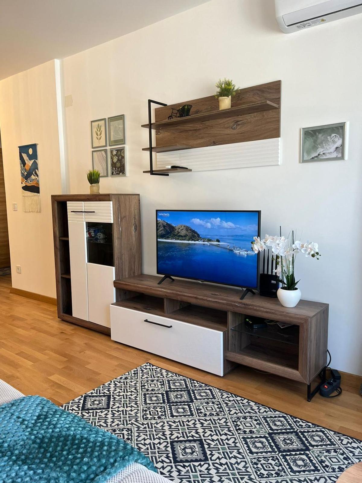 Kara Becici Apartamento Budva Exterior foto